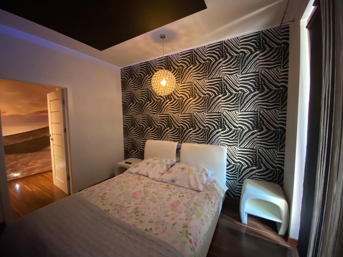 그단스크 Ann Apartament Nadmorski Dwor 아파트 외부 사진